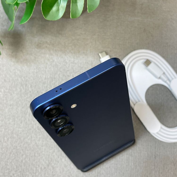 Galaxy S25 SC-51F �ͥ��ӡ� 256GB �ɥ����� SIM�ե꡼����̵��