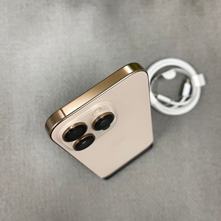 �Хåƥ꡼ 90% iPhone16Pro 256GB �ǥ����� ������ SIM�ե꡼����̵��