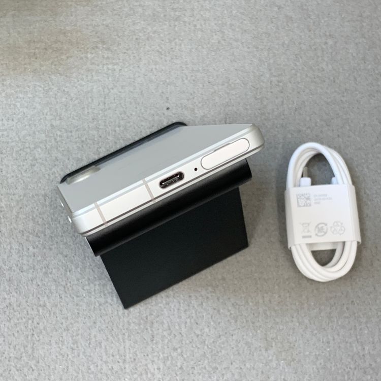 Xperia 5 V SO-53D 128GB �ץ���ʥ���С� ����SIM�ե꡼ ����̵��