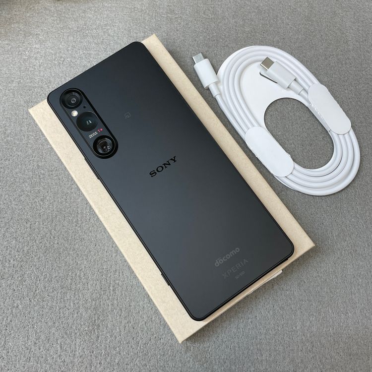 Sony Xperia 1 V SO-51D 256GB �֥�å� ������ SIM�ե꡼����̵��
