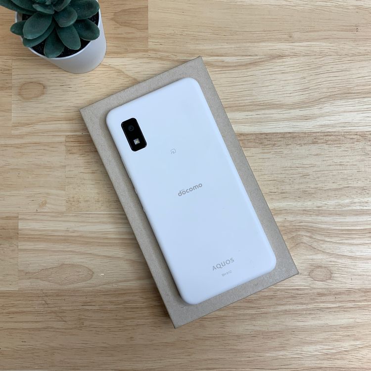 AQUOS Wish2 SH-51C 64GB �ۥ磻�� �ɥ����� SIM�ե꡼ ����̵��