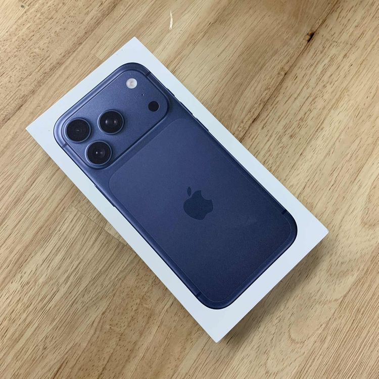 新品・未開封 iPhone17 Pro 256Gb ディープブルー 国内SIMフリー 送料無料