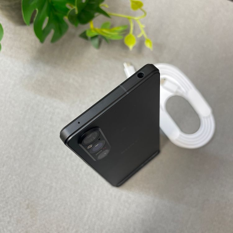 Sony Xperia 1 V SO-51D 256GB �֥�å� ������ SIM�ե꡼����̵��