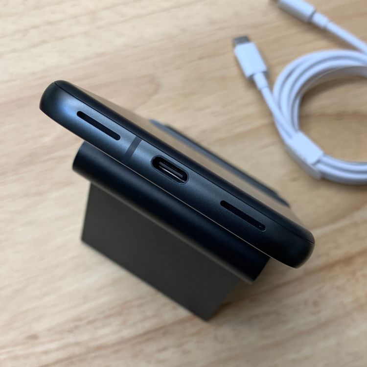 �Хåƥ꡼96% Google Pixel 8a 128Gb Obsidian ����SIM�ե꡼