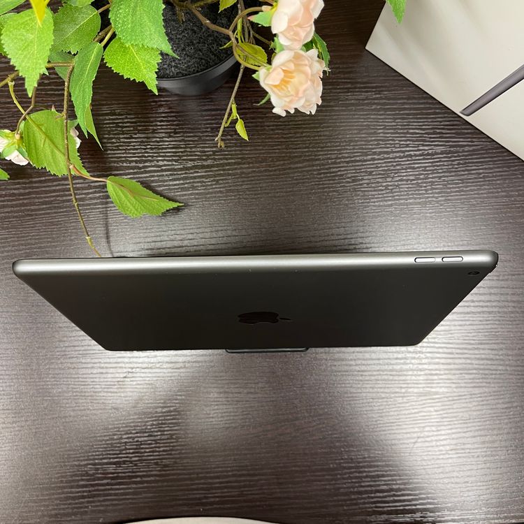iPad 裹 64GB 10.2 Wi-Fi ̵