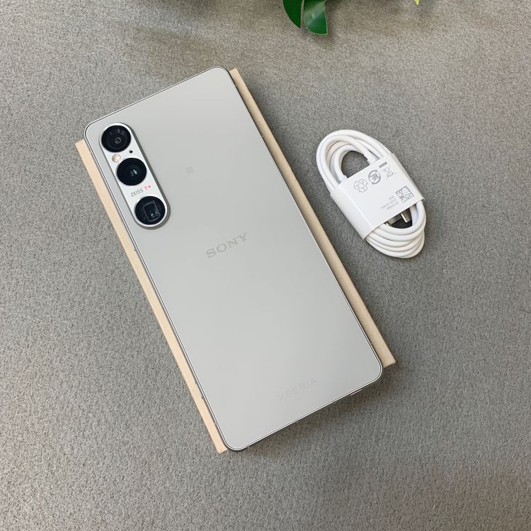 ����Ʊ�� Xperia 1 VI SO-51E 256GB �ץ���ʥ���С� �ɥ����� SIM�ե꡼