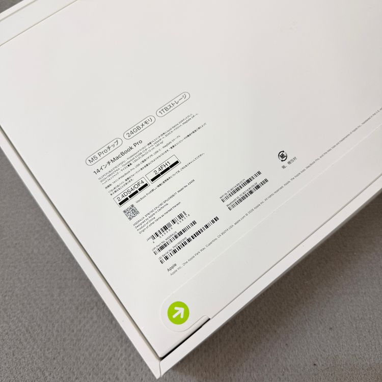 ̤���� MacBook Pro 14����� M5Pro 24GB 1TB ����̵�� Q12H5