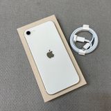 �Хåƥ꡼ 100% iPhone SE3 64GB �������饤�� ������ SIM�ե꡼ ����̵��