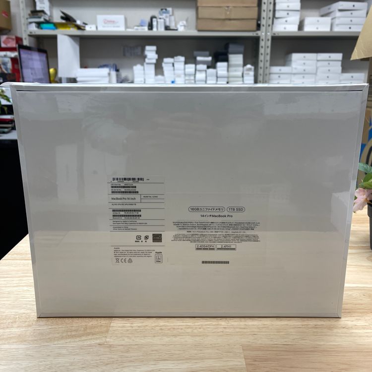 ���ʡ�̤���� MacBook Pro 14����� M1Pro ���å� 1TB JX34X ����̵��