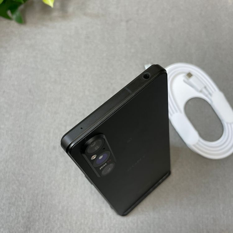 Sony Xperia 1 V SO-51D 256GB �֥�å� ������ SIM�ե꡼����̵��