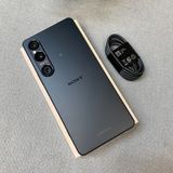 Sony Xperia 1 VI SO-51E 256GB �֥�å� �ɥ����� SIM�ե꡼����̵��