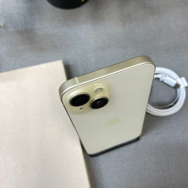 iPhone15 128GB �������� ������ SIM�ե꡼ ����̵��