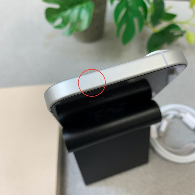 �Хåƥ꡼ 100% iPhone 17 512Gb �ۥ磻�� ������ SIM�ե꡼����̵��
