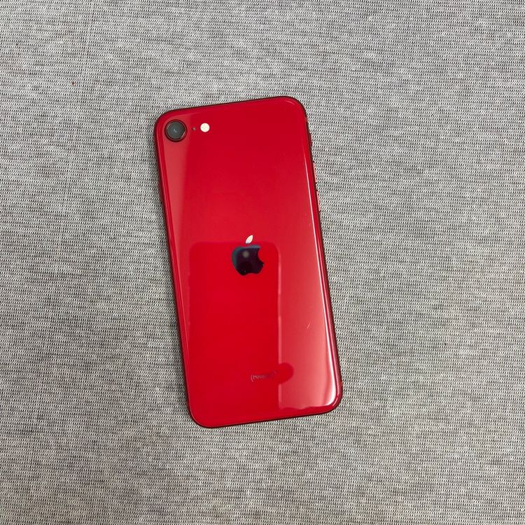 ドコモ iPhone se 第二世代 128GB 2台セット 赤 白 iPhone SE(第2世代)(NTTドコモ) 商品一覧|ムスビー【中古
