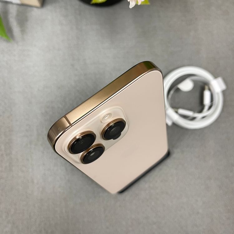 �Хåƥ꡼ 92% iPhone16Pro 256GB �ǥ����� ������ SIM�ե꡼����̵��