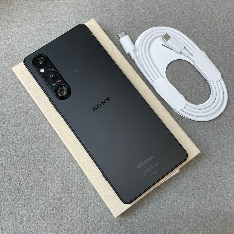 Sony Xperia 1 V SO-51D 256GB �֥�å� ������ SIM�ե꡼����̵��