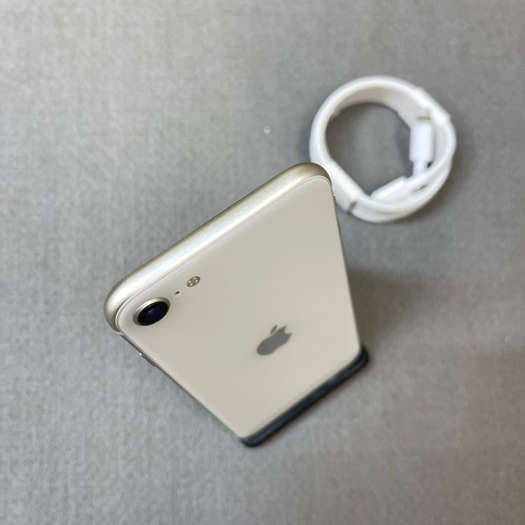 �Хåƥ꡼97% iPhone SE�裳���� 128GB �������饤�� ������SIM�ե꡼����̵��