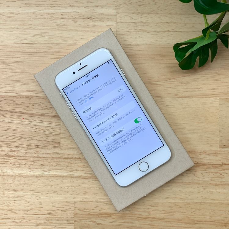 �Хåƥ꡼ 89% iPhone 7 32GB ����С������� SIM�ե꡼����̵��