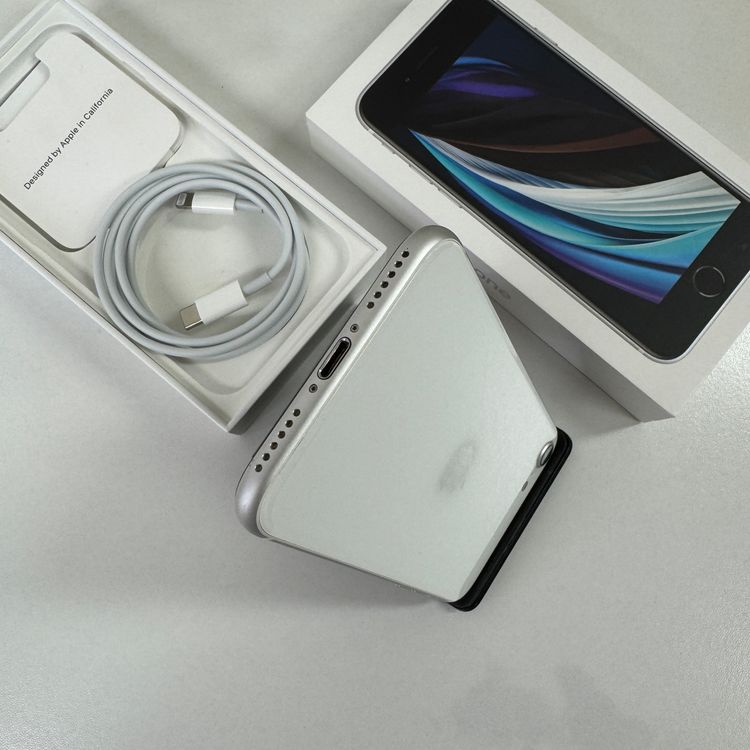 ��� iPhone SE2 128Gb �ۥ磻�� ����SIM�ե꡼ ����̵��