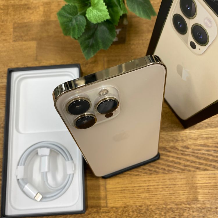 iPhone 13Pro 256GB ������� ����SIM�ե꡼ ����̵��