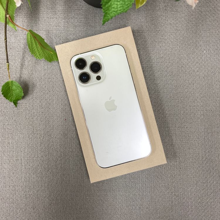 ����� iPhone 13Pro 256GB �ۥ磻�ȹ���SIM�ե꡼ ����̵