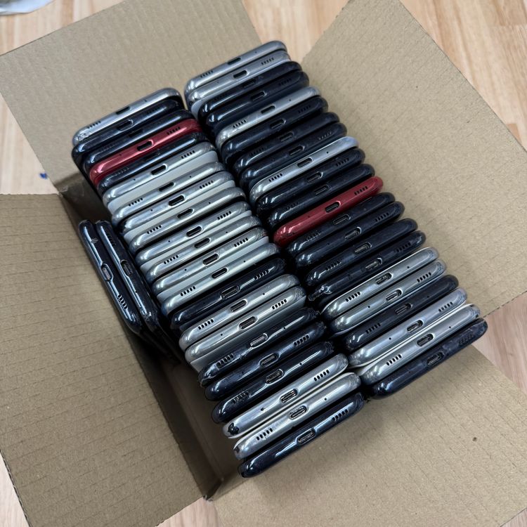 46�楻�å� Galaxy A21 Au/�ɥ����� �������¡� ����̵��