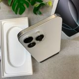 iPhone 16ProMax 256GB �ۥ磻�� ������ SIM�ե꡼����̵��
