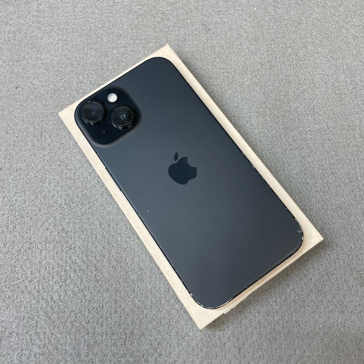 �Хåƥ꡼ 83% iPhone 15 256GB �֥�å� ������ SIM�ե꡼����̵��