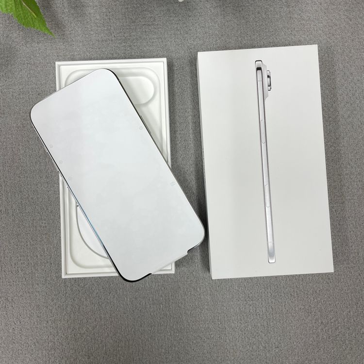 ����Ʊ�� iPhone Air 512GB �ۥ磻�� ������ SIM�ե꡼ ����̵��