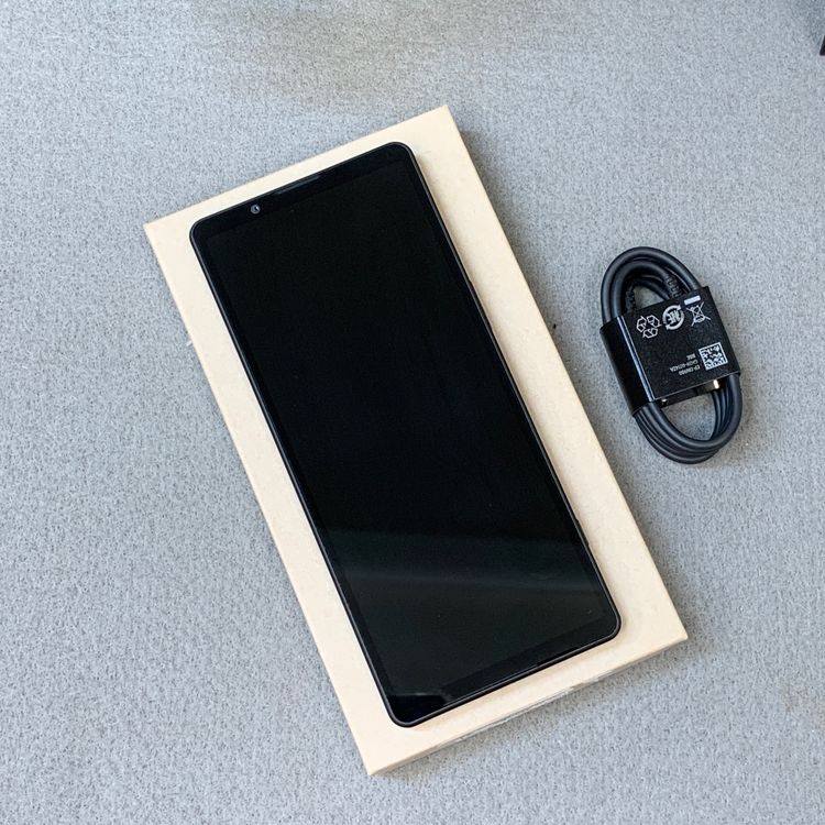Xperia 5 V SO-53D 128GB �֥�å�����SIM�ե꡼ ����̵��