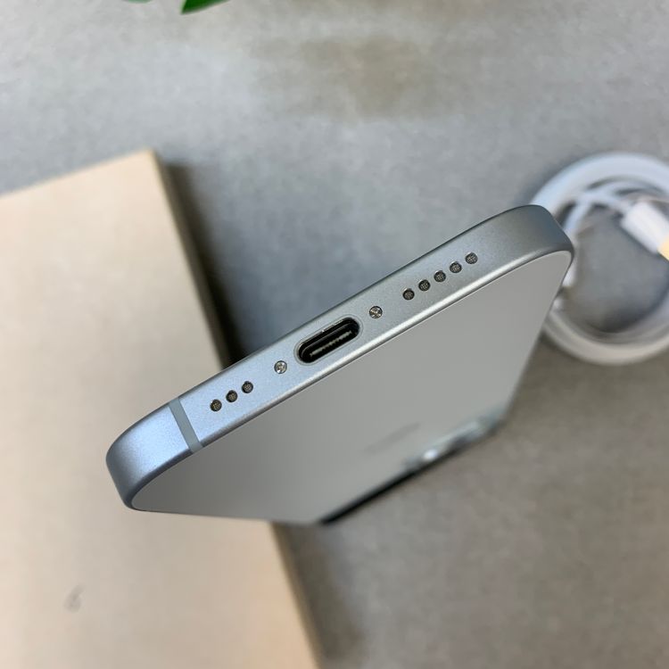 iPhone15 256GB �֥롼 ������ SIM�ե꡼ ����̵��