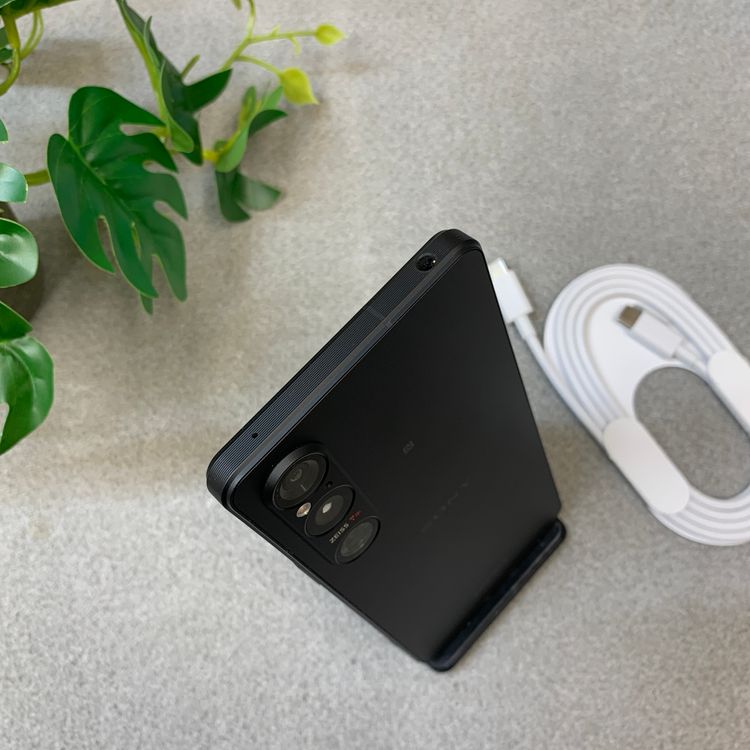 Sony Xperia 1 VI SO-51E 256GB �֥�å� �ɥ����� SIM�ե꡼����̵��