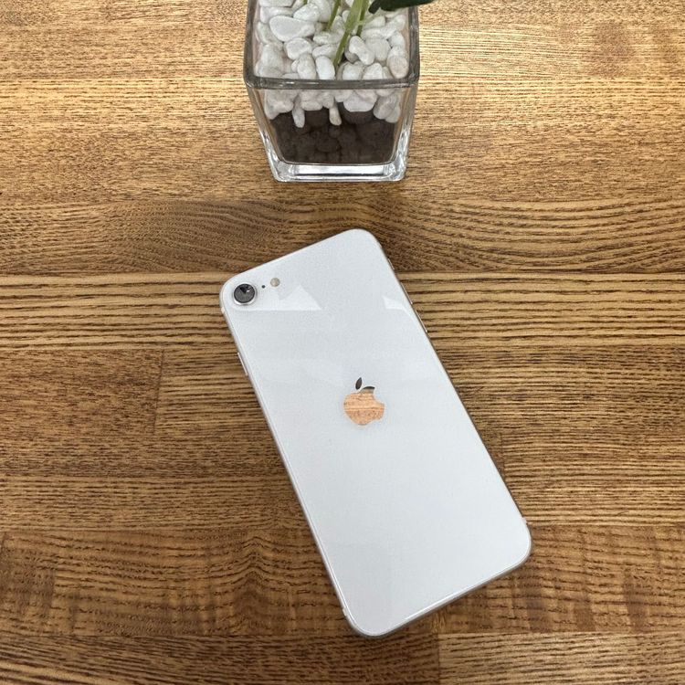 iPhone SE2 64GB �ۥ磻�� ������ SIM�ե꡼ ����̵��