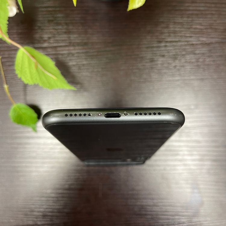 iPhone 11 128GB ブラック 国内SIMフリー 送料無料