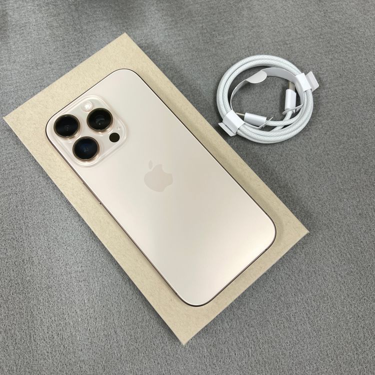 �Хåƥ꡼ 90% iPhone16Pro 256GB �ǥ����� ������ SIM�ե꡼����̵��