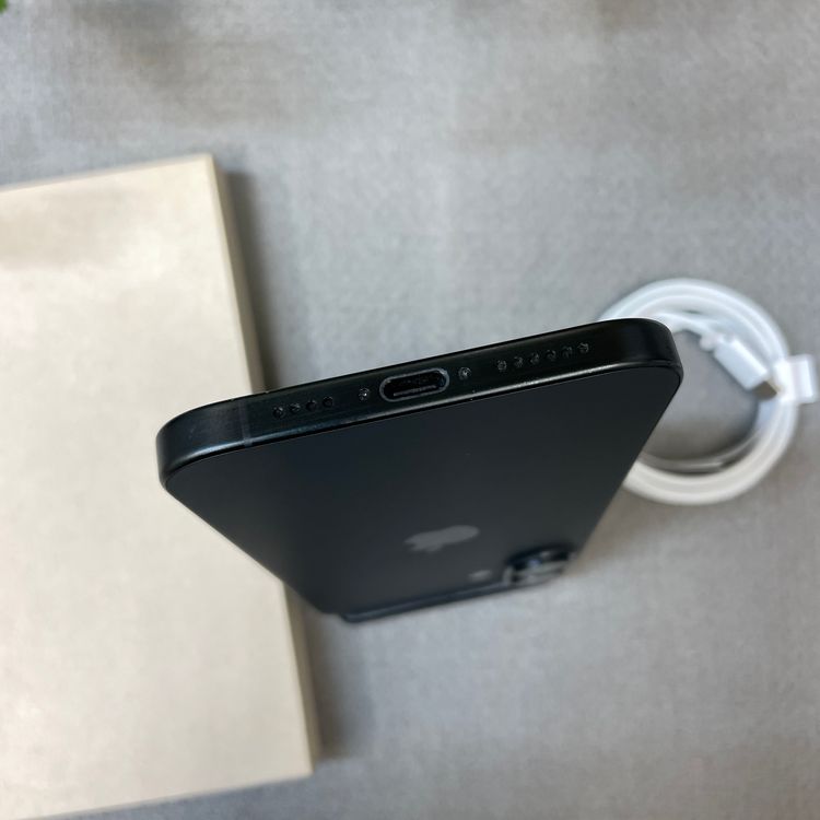 �Хåƥ꡼96% iPhone 16Plus 128GB �֥�å� ������ SIM�ե꡼����̵��