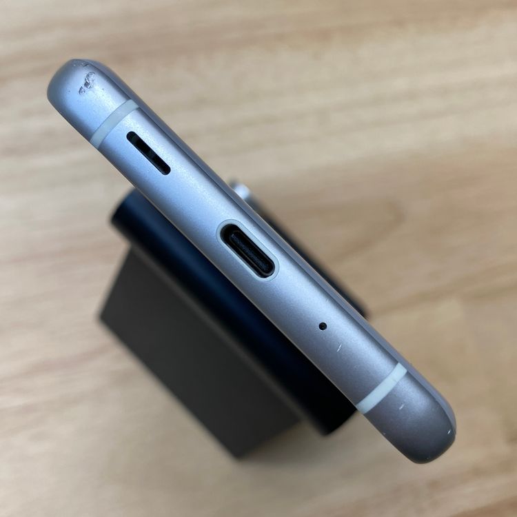 arrows N F-51C 128GB�ۥ磻�ȡ��ɥ����� SIM�ե꡼ ����̵��
