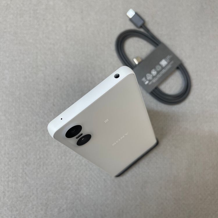 Xperia 10VI SO-52E 128GB �ۥ磻�ȥɥ����� SIM�ե꡼ ����̵��