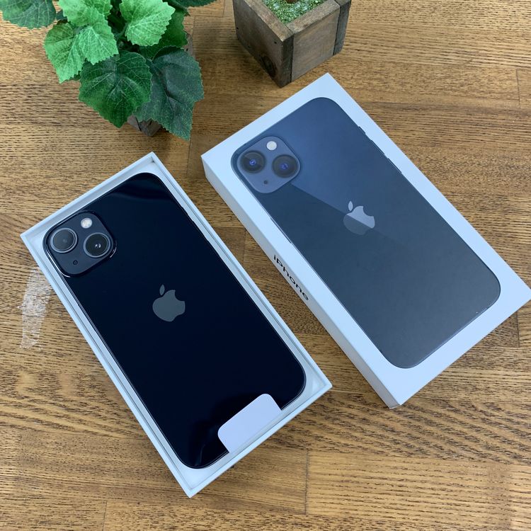 ���ʡ�̤���� iPhone 13 256GB �ߥåɥʥ��� ������SIM�ե꡼ ����̵��
