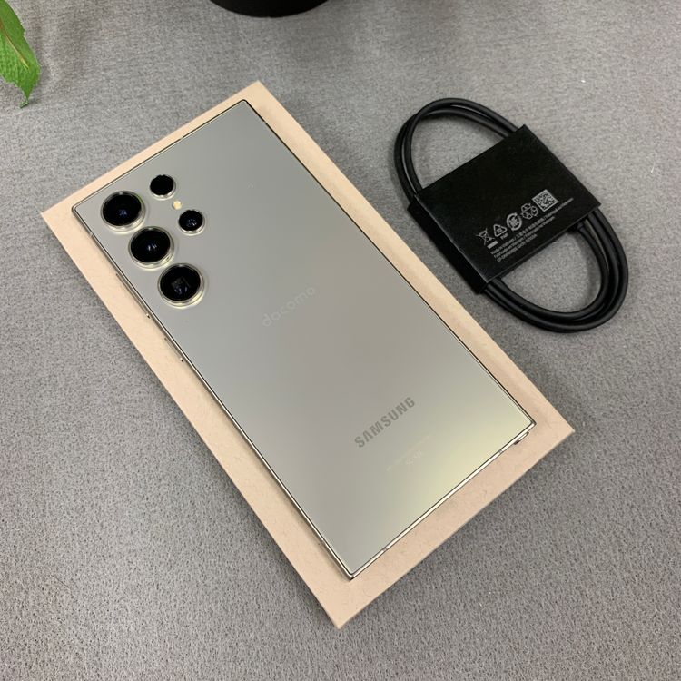 Galaxy S24Ultra 256GB �����˥��॰�졼 ������ SIM�ե꡼ ����̵��