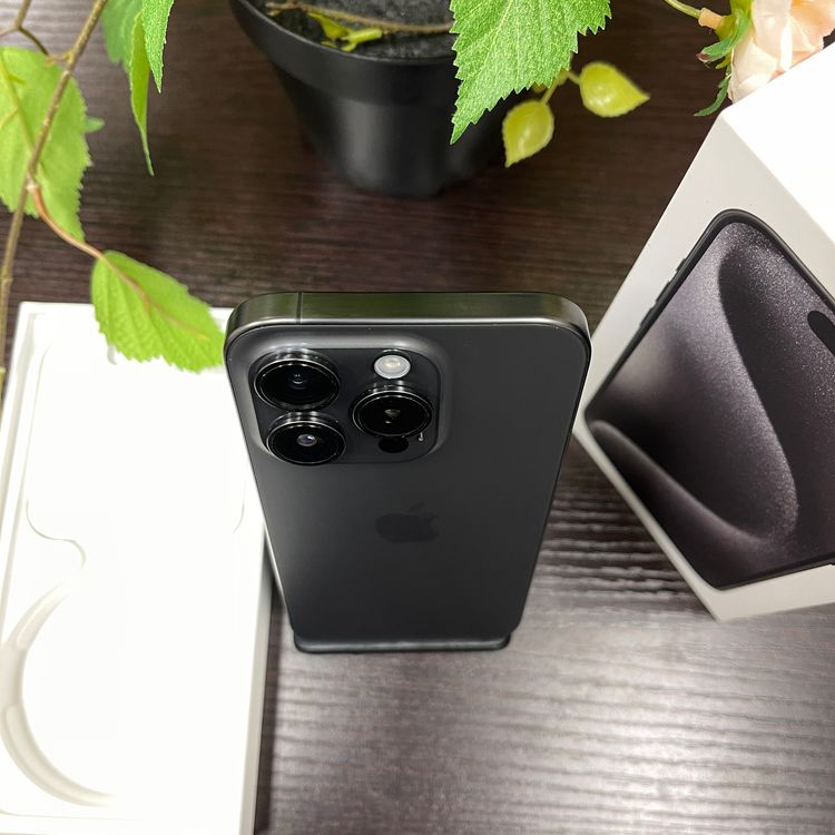 iPhone15 Pro 256GB ブラック 国内SIMフリー 送料無料