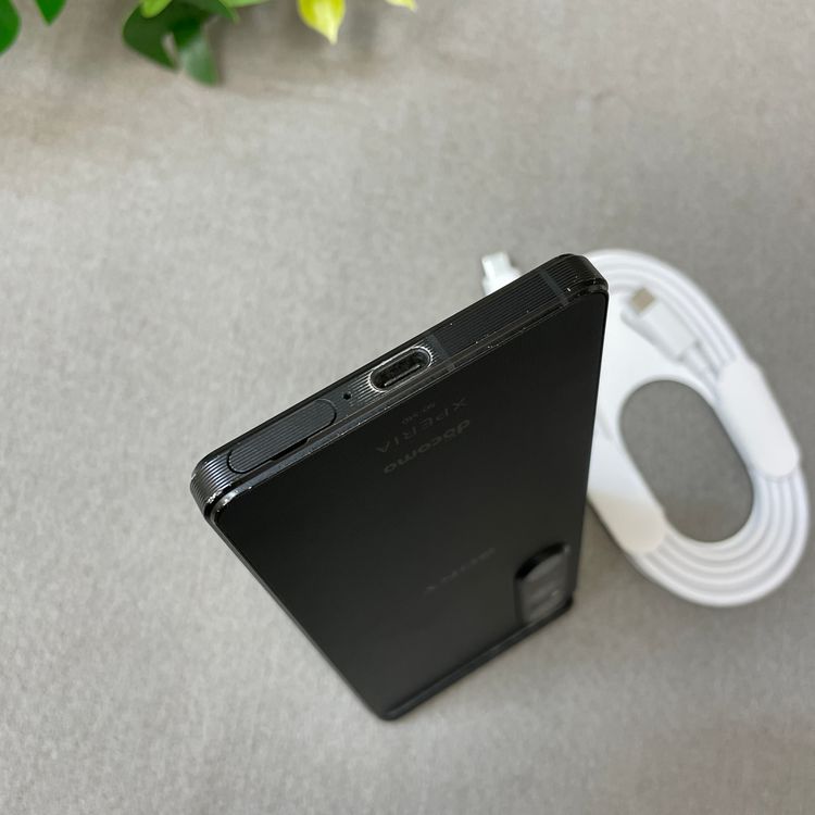 Sony Xperia 1 V SO-51D 256GB �֥�å� ������ SIM�ե꡼����̵��