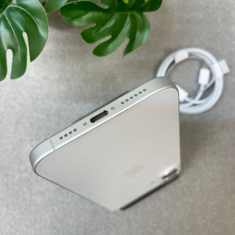 �Хåƥ꡼ 96% iPhone 16Plus 256GB �ۥ磻�� ������SIM�ե꡼����̵��