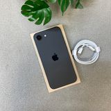 バッテリー100% iPhone 16e 128GB ブラック 国内SIMフリー 送料無料