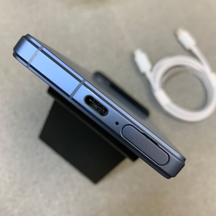 Xperia 5 V SO-53D 128GB �֥롼 �ɥ����� SIM�ե꡼ ����̵��