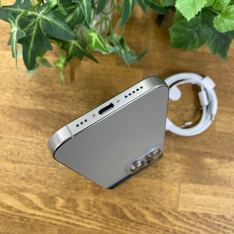 �Хåƥ꡼98% iPhone 16Pro 128GB �ʥ����� ������ SIM�ե꡼