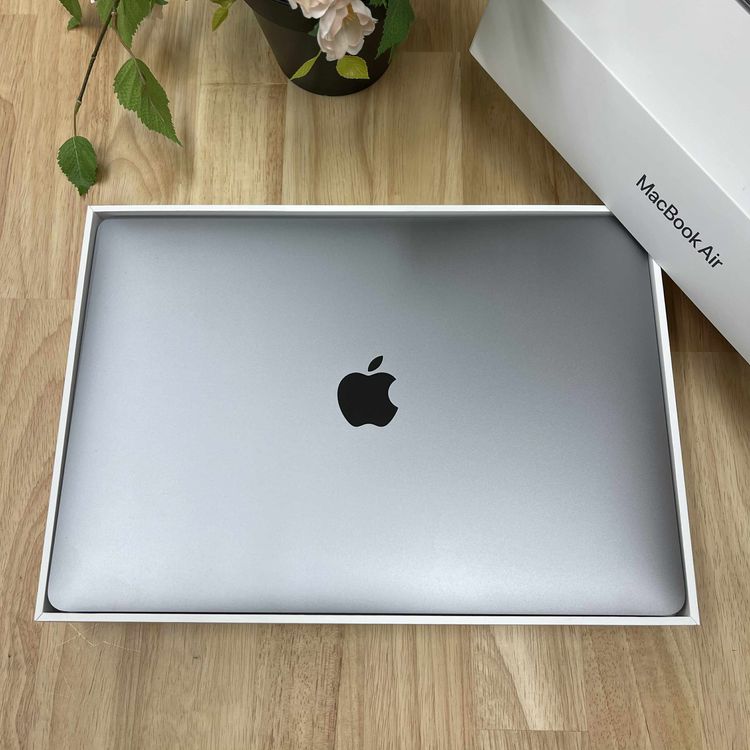 Ʊ MacBook Air 13 Core i3 256GB ڡ졼 ZMNHP