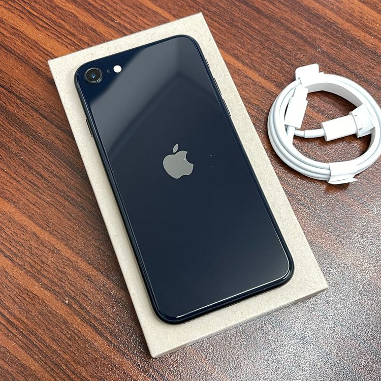 �Хåƥ꡼ 97% iPhone SE3 64GB �ߥåɥʥ��� ������ SIM�ե꡼ ����̵��