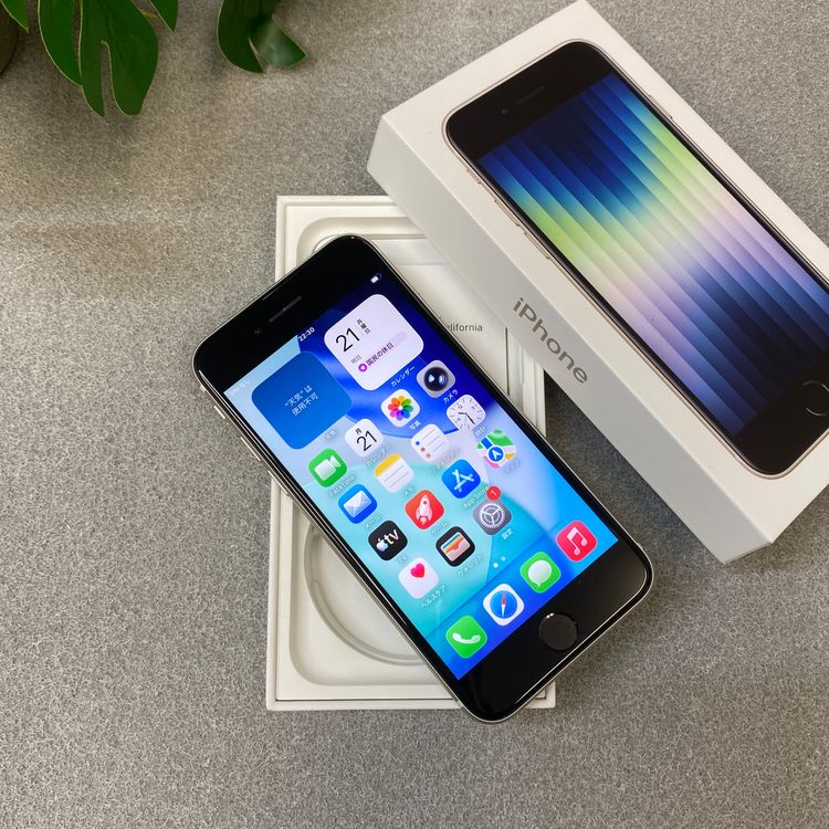 ����Ʊ�� iPhone SE3 64GB �������饤�� ������ SIM�ե꡼ ����̵��