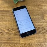 iPhone SE��2���� 128GB �ۥ磻�� ������SIM�ե꡼����̵��